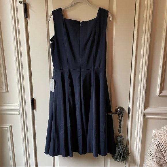 Gal Meets Glam Navy Dress - Picture 5 of 6